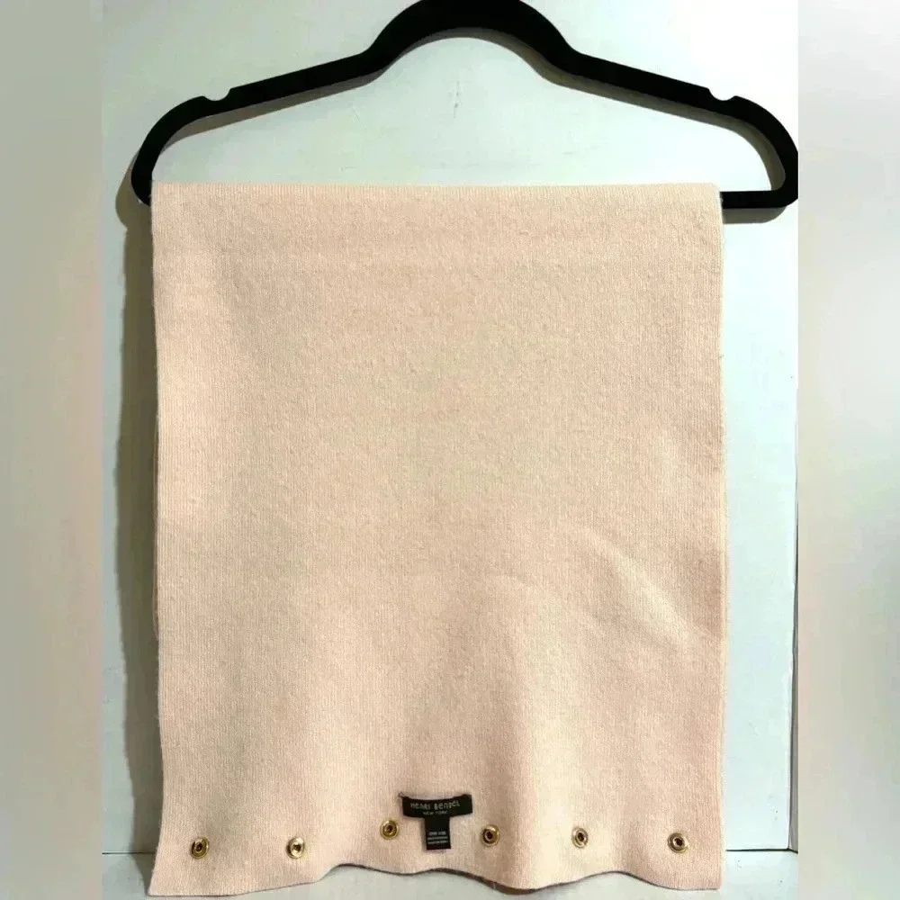 Henri Bendel pink cashmere scarf